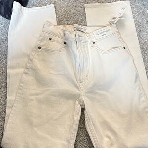 Abercrombie 90’s straight jean